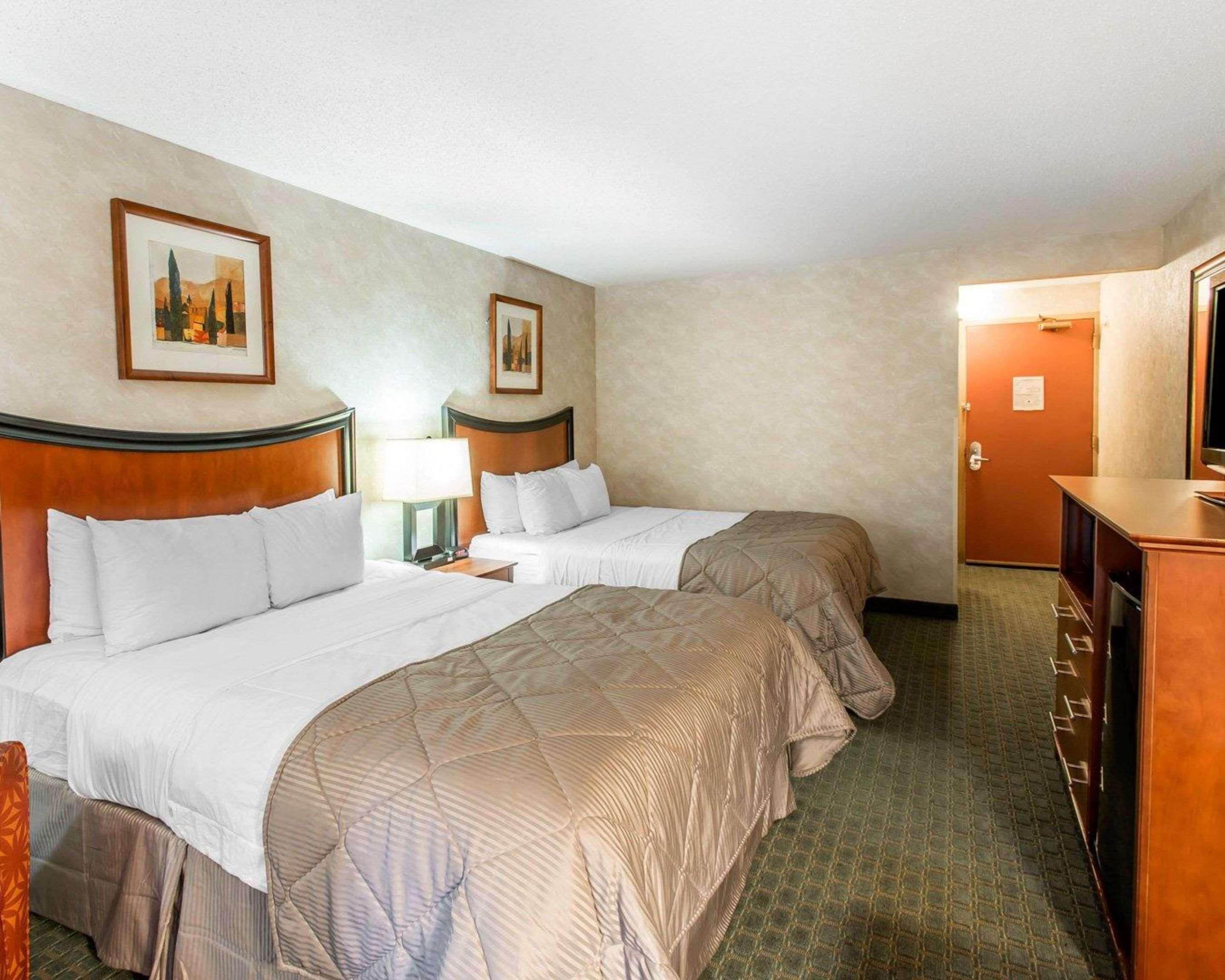 Quality Inn And Conference Center Greeley Downtown Ngoại thất bức ảnh