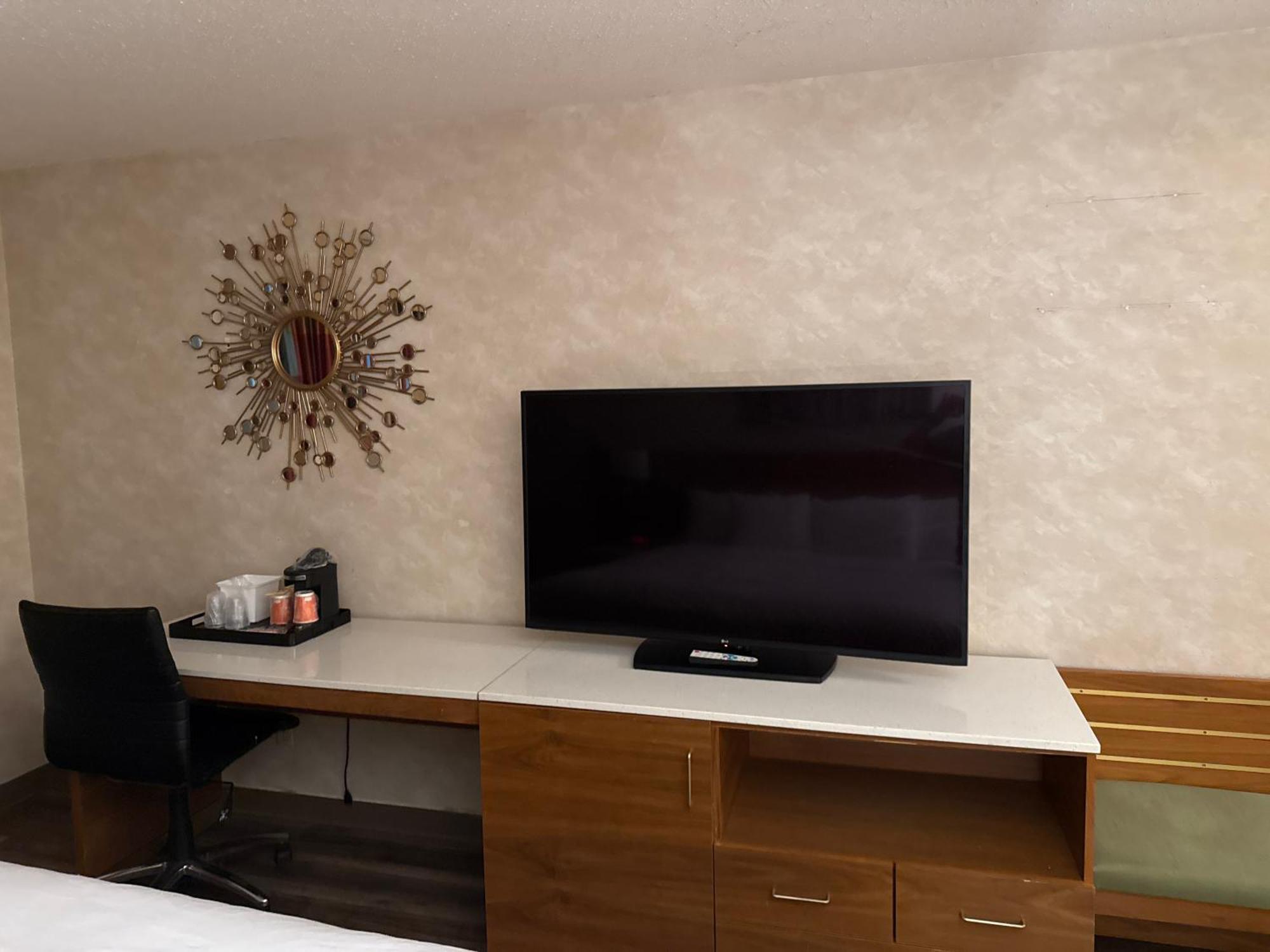 Quality Inn And Conference Center Greeley Downtown Ngoại thất bức ảnh