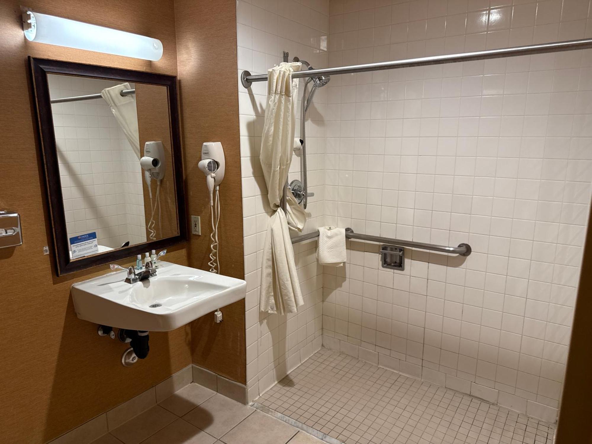 Quality Inn And Conference Center Greeley Downtown Ngoại thất bức ảnh
