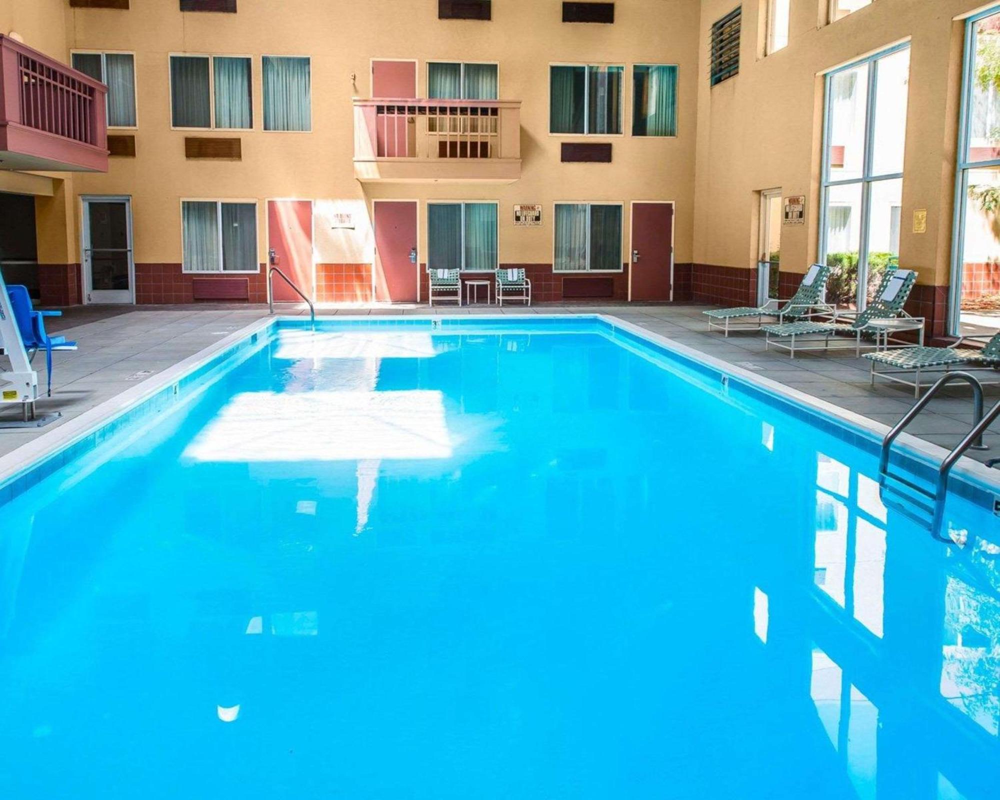 Quality Inn And Conference Center Greeley Downtown Ngoại thất bức ảnh